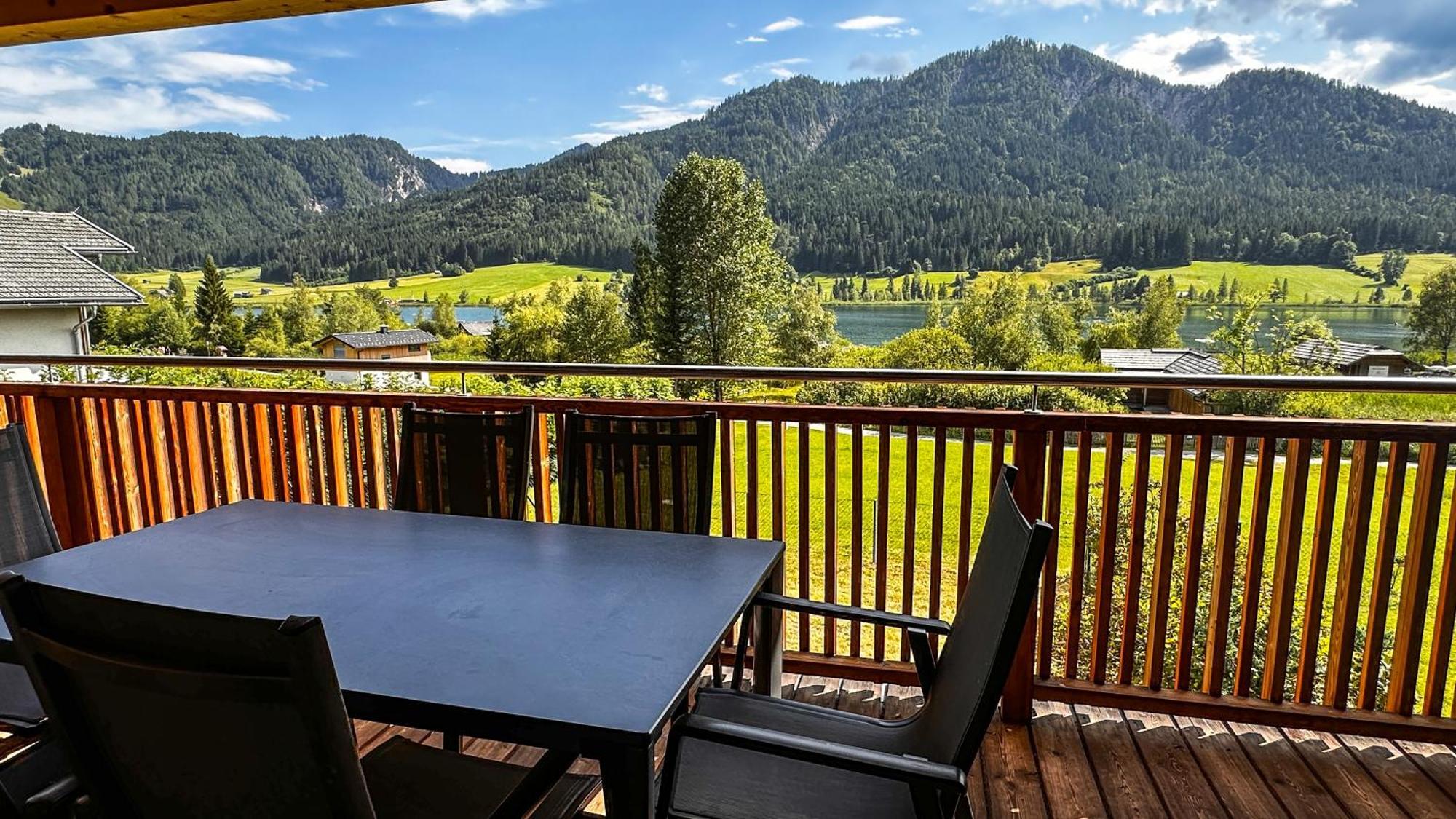 Premium Apartments Am Weissensee Bagian luar foto