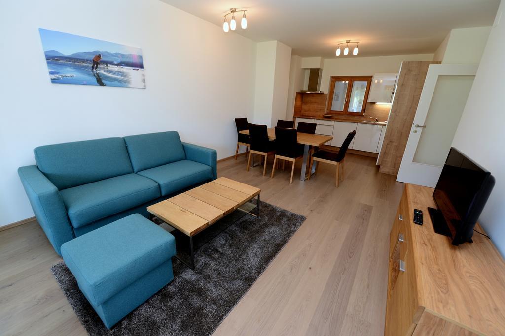 Premium Apartments Am Weissensee Bagian luar foto