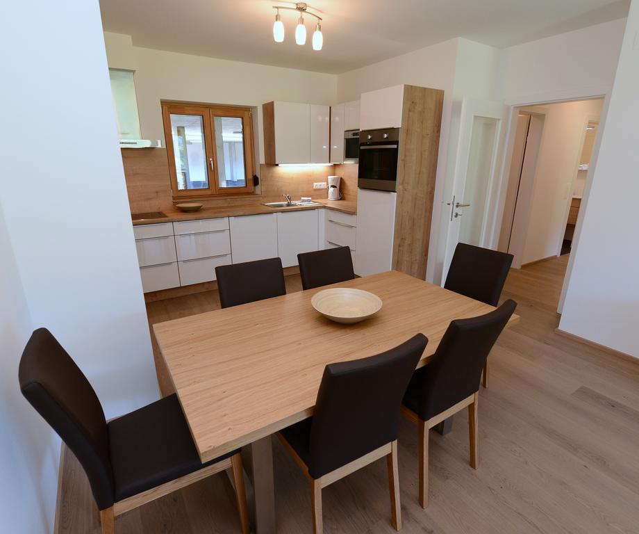 Premium Apartments Am Weissensee Bagian luar foto