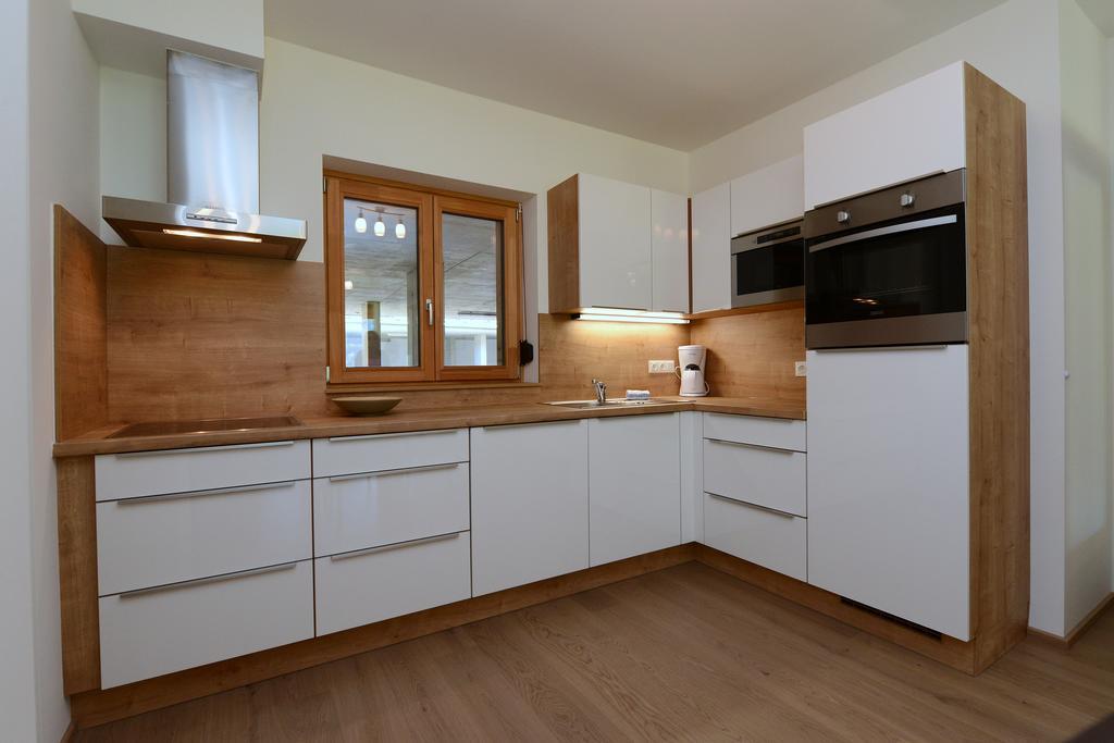 Premium Apartments Am Weissensee Bagian luar foto