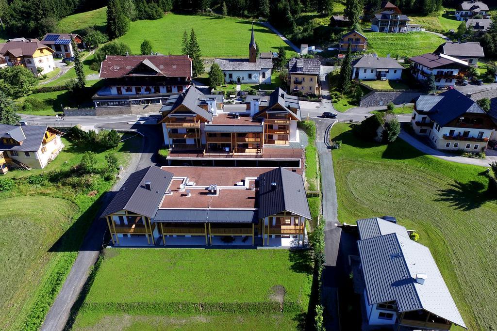 Premium Apartments Am Weissensee Bagian luar foto
